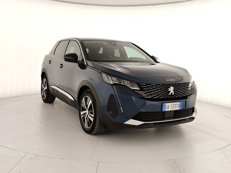 Peugeot 3008 BlueHDi 130 S&S EAT8 Allure Pack del 2022 usata a Capua