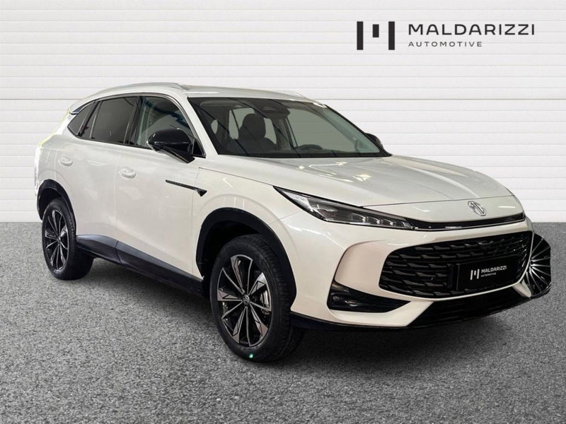 Mg HS 1.5 Comfort auto del 2025 usata a Bari