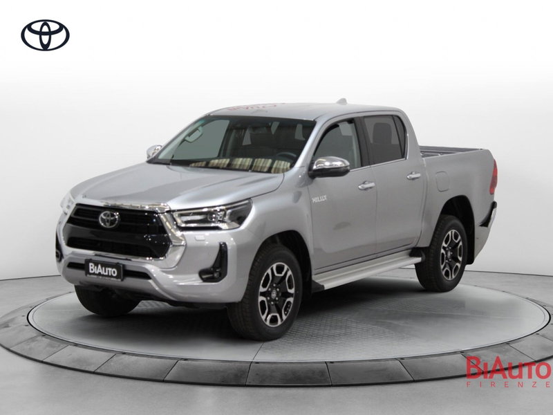 Toyota Hilux 2.8 d-4d 48V double cab Executive auto nuova a Sesto Fiorentino