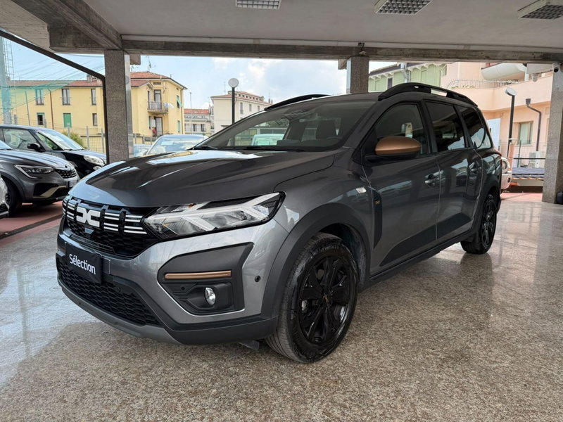 Dacia Jogger Jogger 1.0 TCe GPL 100 CV 7 posti Extreme Up del 2024 usata a Desenzano del Garda