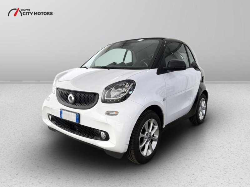 smart Fortwo 70 1.0 twinamic Youngster del 2019 usata a Monza