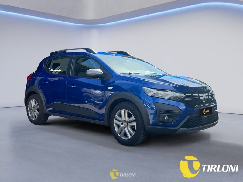 Dacia Sandero Stepway 1.0 TCe 100 CV ECO-G Comfort del 2023 usata a Milano