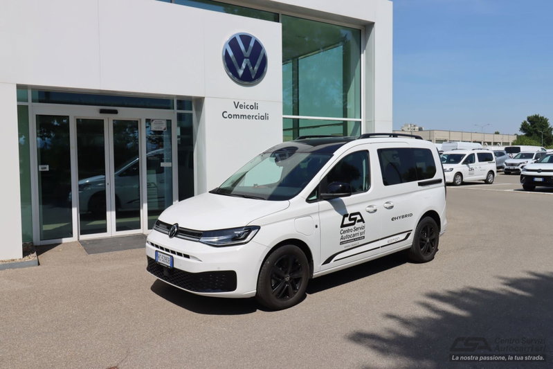 Volkswagen Veicoli Commerciali Caddy maxi 1.5 phev 150cv Edition dsg del 2026 usata a Anzola dell'Emilia