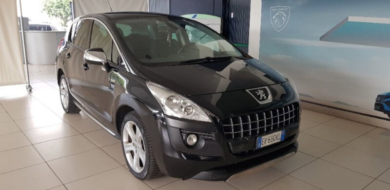 Peugeot 3008 2.0 HDi 150CV Outdoor del 2012 usata a Pordenone