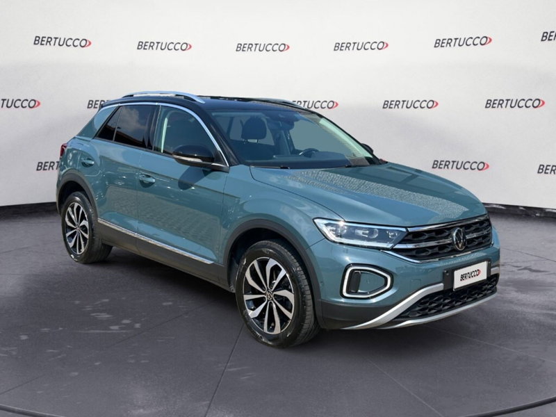Volkswagen T-Roc 1.5 TSI ACT DSG Style BlueMotion Technology del 2023 usata a Verona
