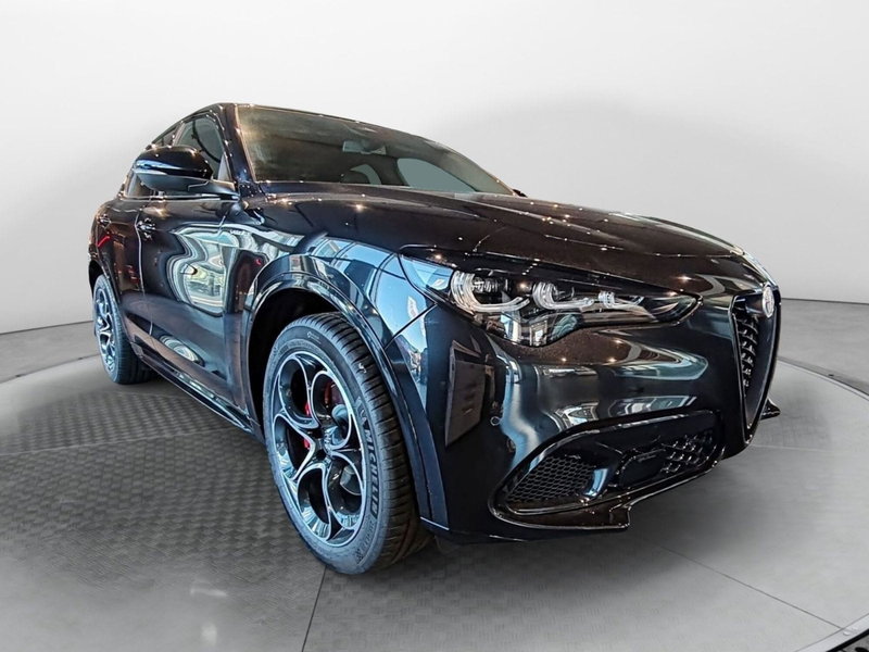 Alfa Romeo Stelvio 2.2 t Veloce rwd 160cv auto nuova a Ponsacco