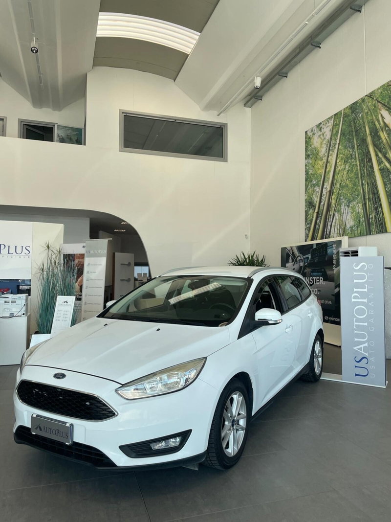 Ford Focus Station Wagon 1.5 TDCi 120 CV Start&Stop SW Titanium del 2018 usata a Olbia
