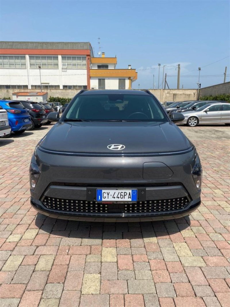 Hyundai Kona EV 64 kWh Exclusive del 2025 usata a Bari