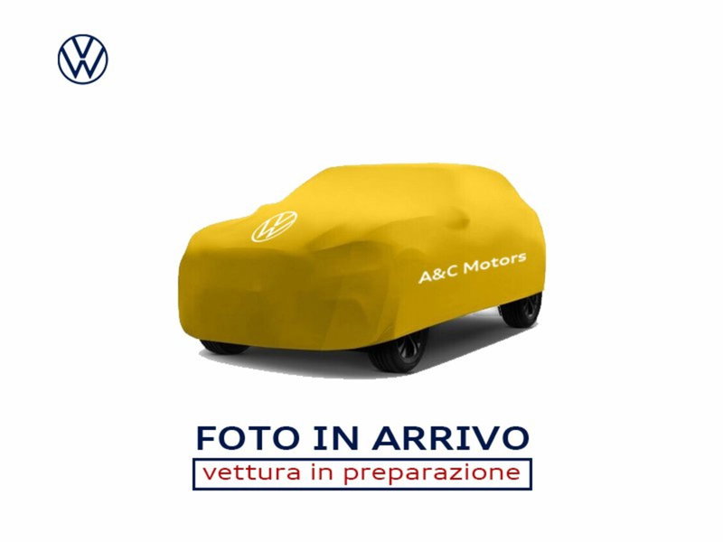 Volkswagen Taigo 1.0 TSI 110 CV DSG R-Line del 2023 usata a Torre Annunziata