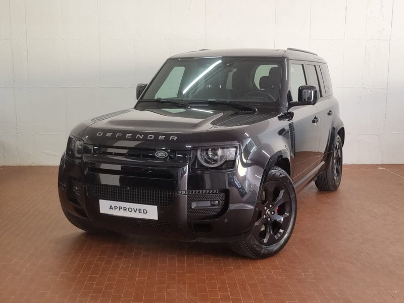 Land Rover Defender 110 3.0d i6 mhev X-Dynamic SE awd 250cv auto del 2024 usata a Brescia