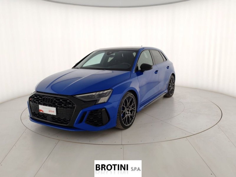 Audi RS 3 Sportback 3 TFSI quattro S tronic del 2023 usata a Massa