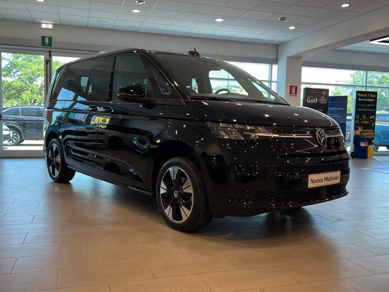 Volkswagen Multivan 2.0 tdi Life 150cv dsg 7p.ti nuova a Grosseto