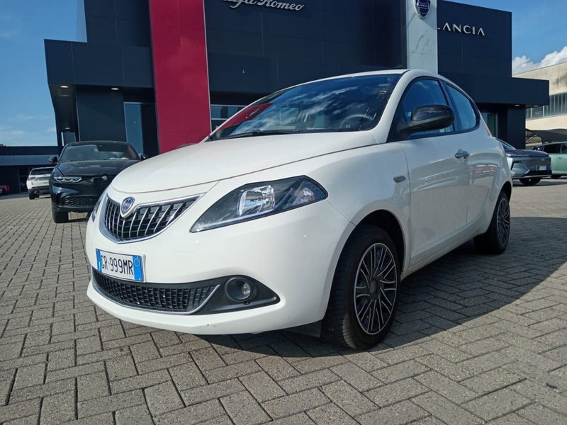 Lancia Ypsilon 1.0 FireFly 5 porte S&S Hybrid Ecochic Gold del 2024 usata a Alessandria