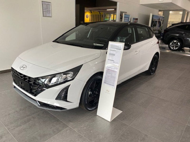 Hyundai i20 1.0 t-gdi Dark Line 90cv mt nuova a Paolisi