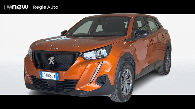 Peugeot 2008 1.2 puretech Active s&s 100cv del 2023 usata a Viterbo