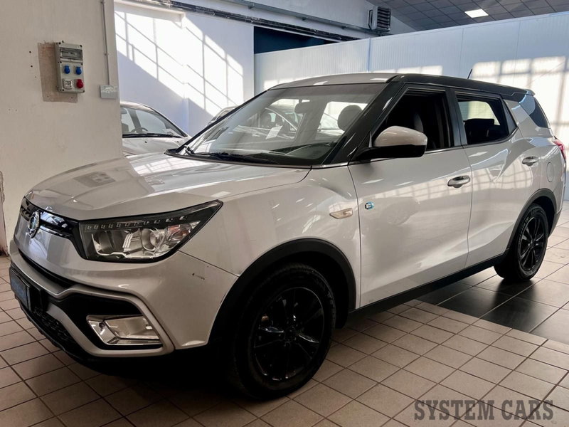 Ssangyong XLV 1.6d 2WD Be Visual Cool Aebs del 2016 usata a Seveso