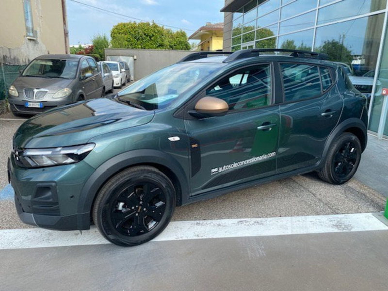 Dacia Sandero Stepway 1.2 Eco-G Extreme 120cv auto nuova a Dolce'