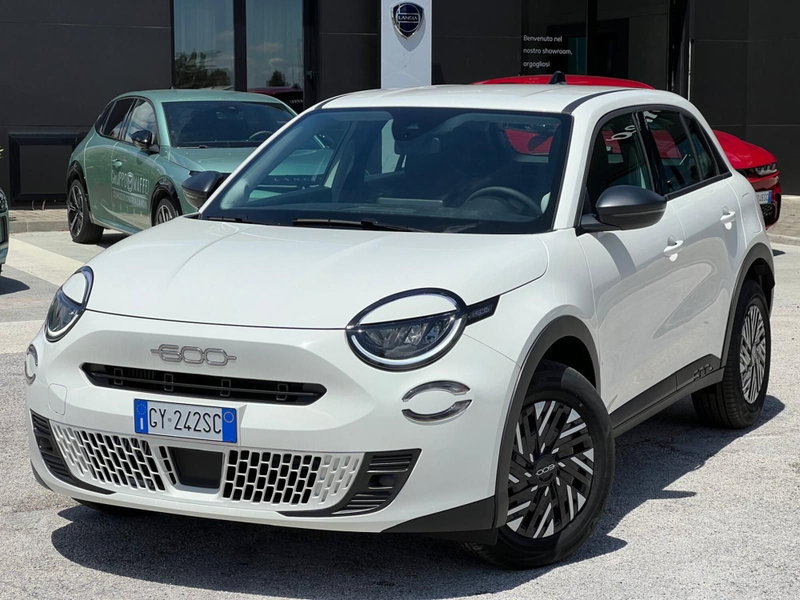 Fiat 600 1.2 hybrid 110cv auto nuova a Matera