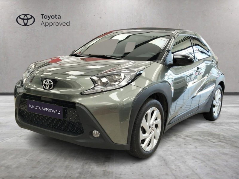 Toyota Aygo X 1.0 Trend Air 72cv s-cvt del 2023 usata a Genzano di Roma