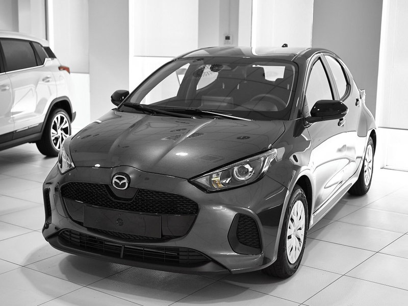 Mazda Mazda2 Hybrid 1.5 VVT e-CVT Full Hybrid Electric Select nuova a Prato