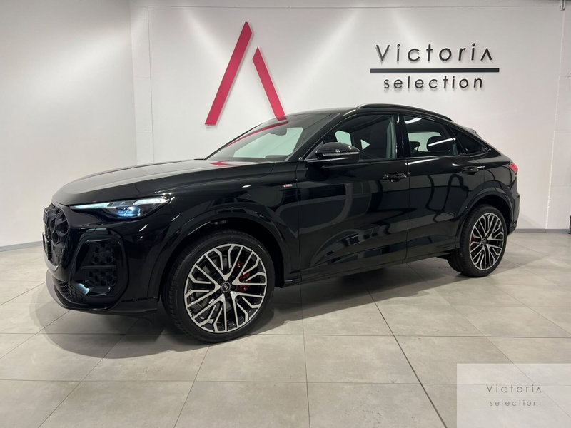 Audi Q4 Sportback Business 204cv nuova a Brescia