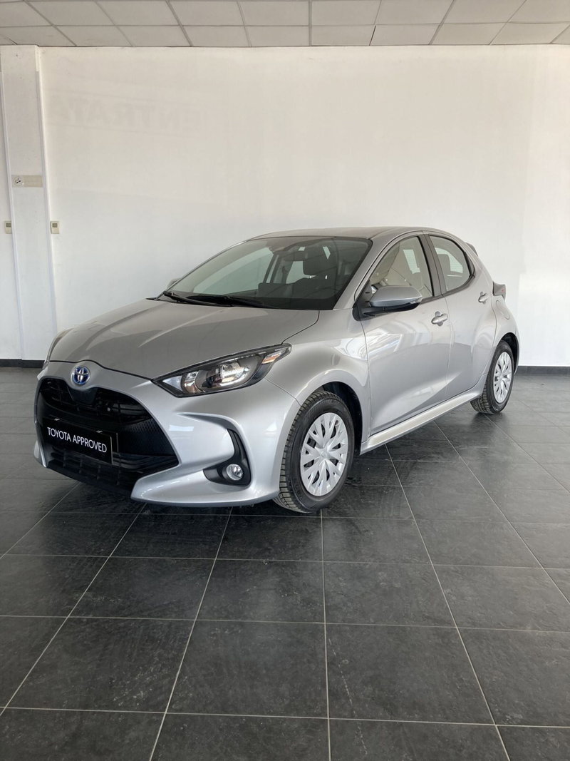 Toyota Yaris 1.5 Hybrid 5 porte Premiere del 2022 usata a San Severo