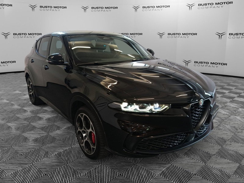Alfa Romeo Tonale 1.3 phev Veloce Q4 280cv at6 del 2023 usata a Varese