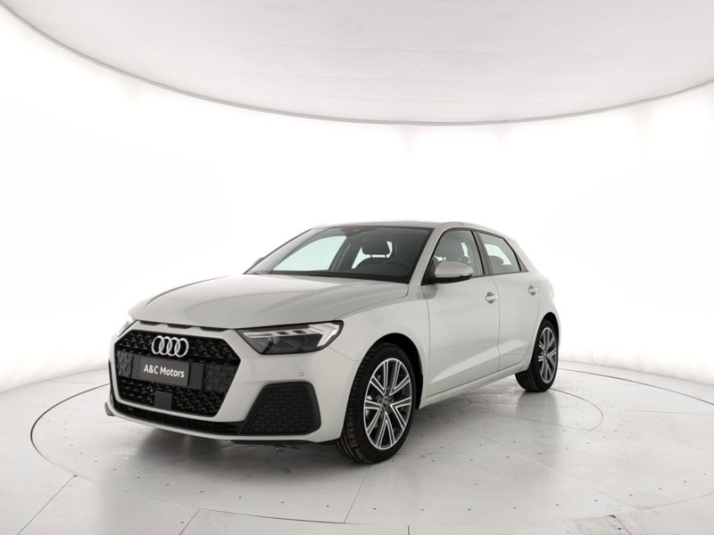 Audi A1 Sportback 30 1.0 tfsi Business 116cv s-tronic del 2025 usata a Casagiove