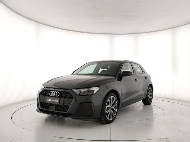 Audi A1 Sportback 30 1.0 tfsi Business 116cv s-tronic del 2025 usata a Casagiove