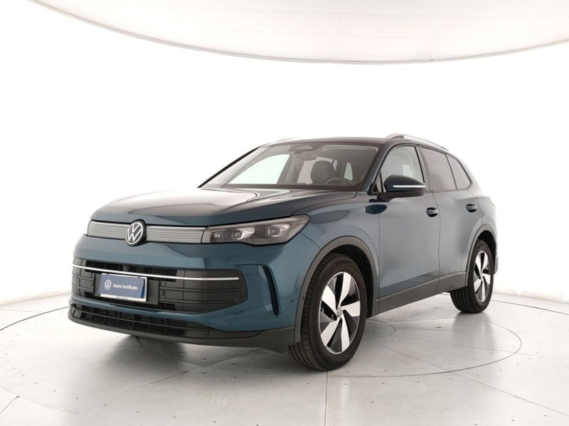 Volkswagen Tiguan 2.0 tdi Life 150cv dsg del 2025 usata a Torre Annunziata