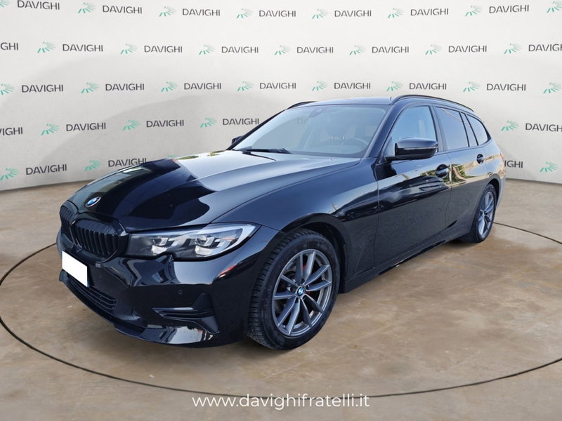 BMW Serie 3 Touring 320d xDrive  Business Advantage aut. del 2020 usata a Parma