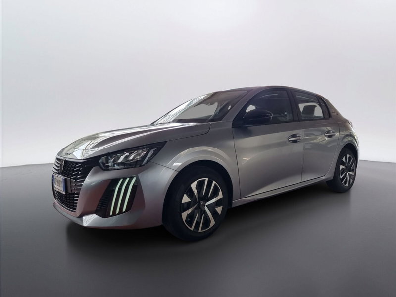 Peugeot 208 PureTech 100 Stop&Start 5 porte GT del 2025 usata a Varese