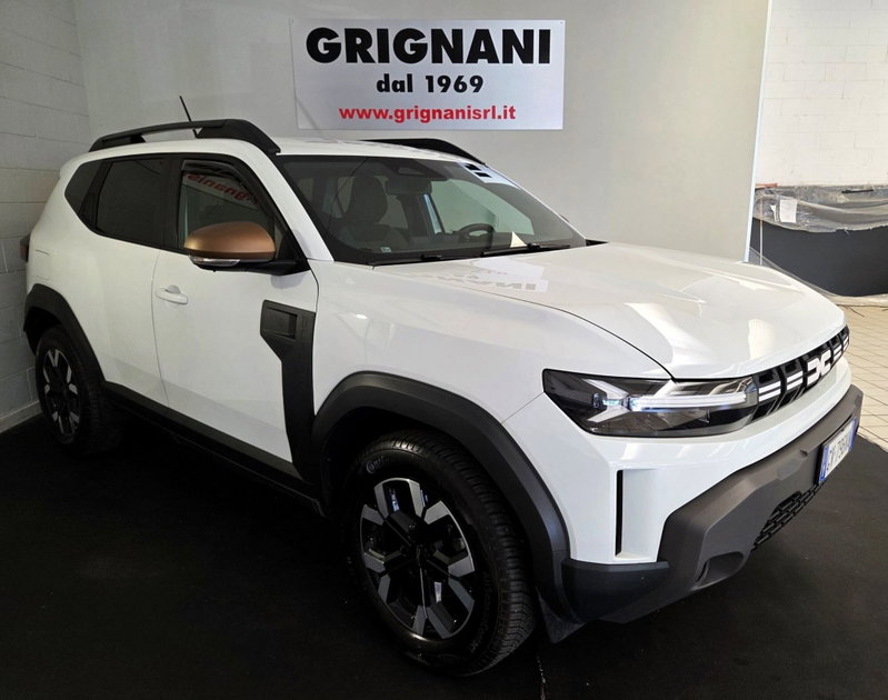 Dacia Duster 1.2 mild hybrid Extreme 4x4 130cv del 2024 usata a Cava Manara