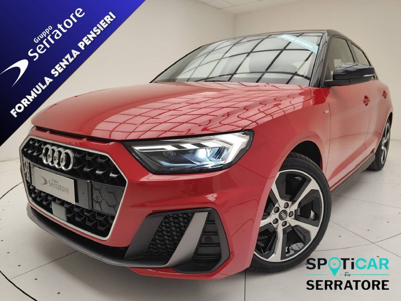Audi A1 Sportback 30 TFSI S tronic Identity Black nuova a Erba