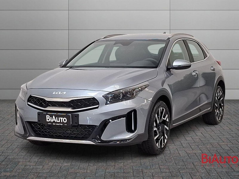Kia XCeed 1.0 t-gdi mhev Business 115cv dct7 nuova a Sesto Fiorentino