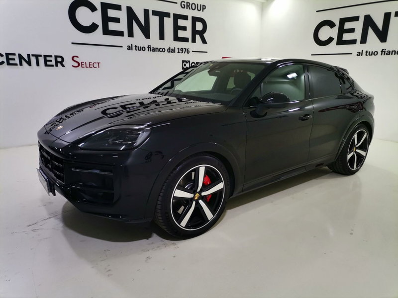 Porsche Cayenne Coupé 4.0 S tiptronic del 2023 usata a Montecorvino Pugliano