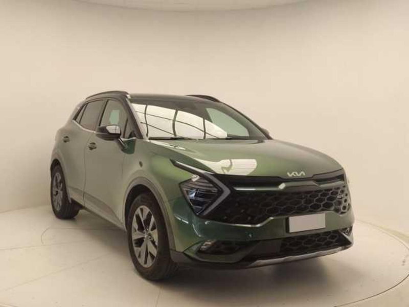 Kia Sportage 1.6 TGDi HEV AT GT-line Plus del 2023 usata a Pratola Serra