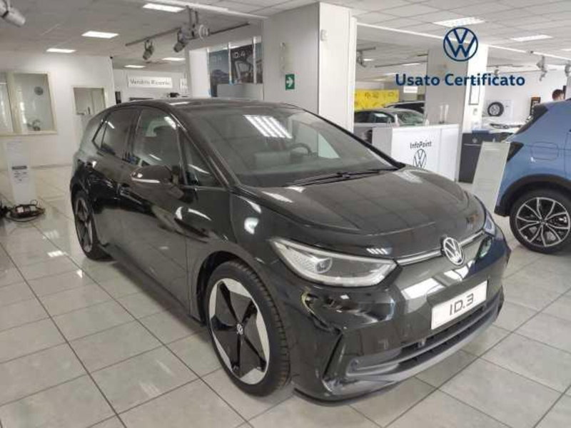 Volkswagen ID.3 Pro Performance Active nuova a Pratola Serra