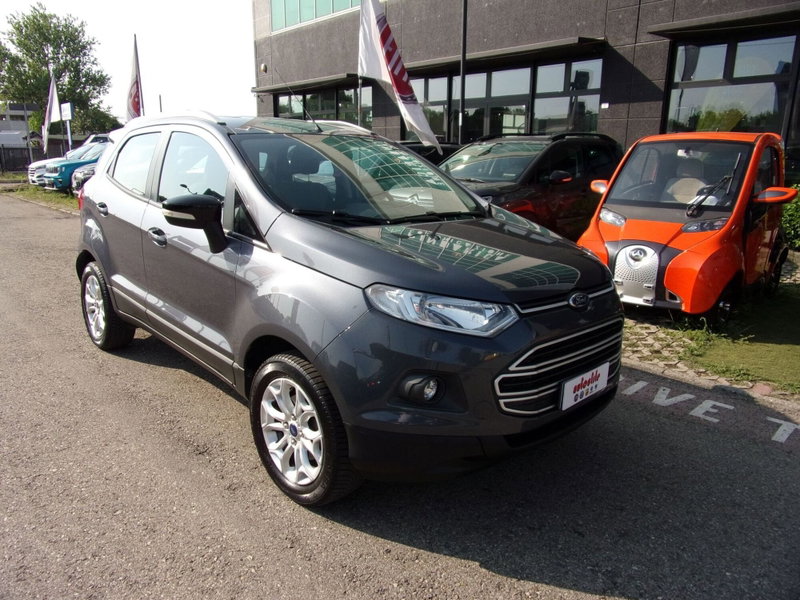 Ford EcoSport 1.5 TDCi 95 CV Titanium del 2017 usata a Reggio nell'Emilia