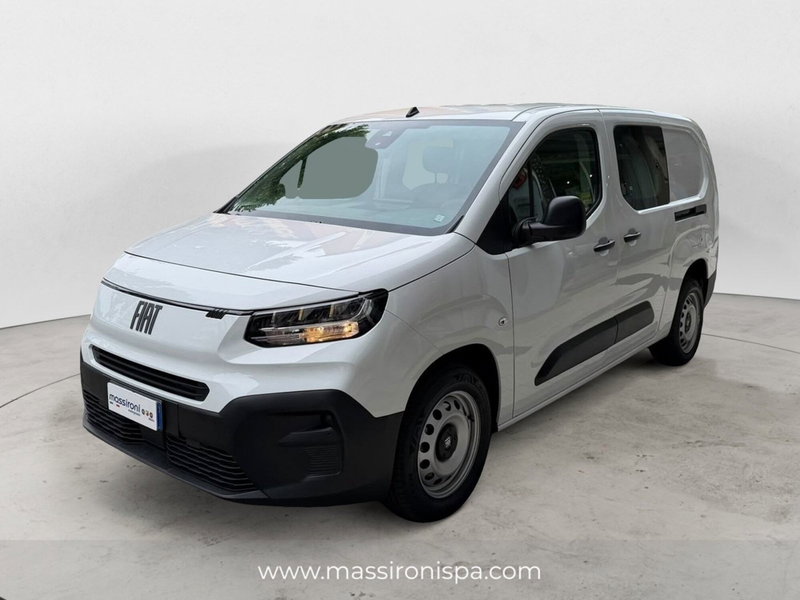 Fiat Doblò Furgone crew cab 1.5 bluehdi 100cv del 2025 usata a Melegnano