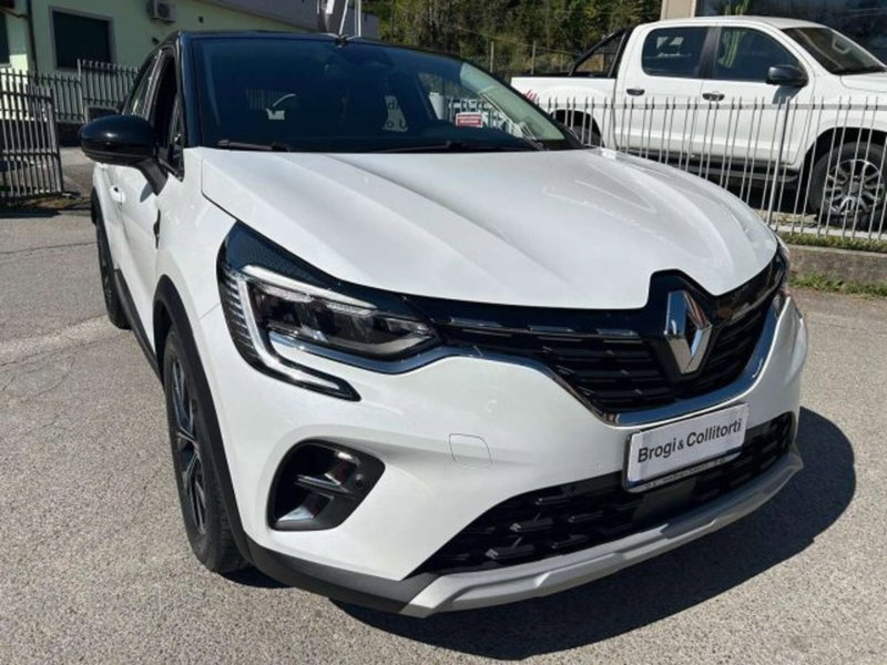 Renault Captur 1.6 full hybrid Techno 145cv auto del 2023 usata a Empoli