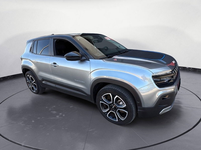 Jeep Avenger full-electric Black Edition fwd 156cv auto del 2023 usata a Agrigento