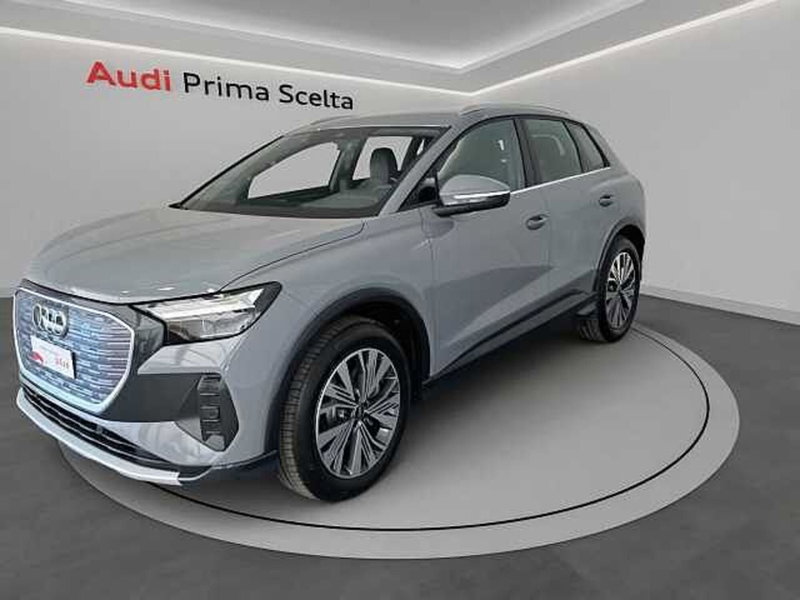 Audi Q4 Q4 45 e-tron quattro Business Advanced nuova a Roma