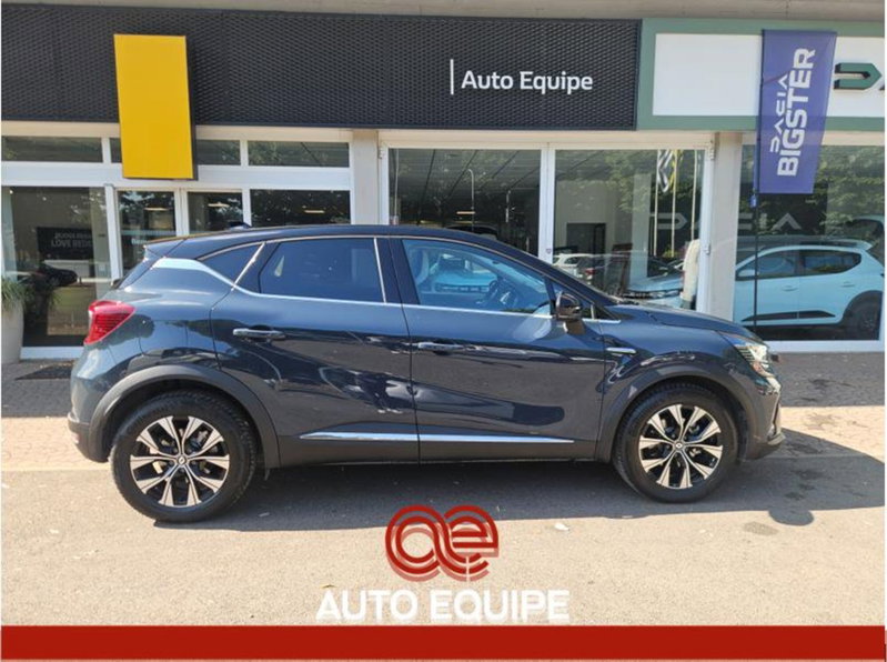 Renault Captur Plug-in Hybrid E-Tech 160 CV Techno del 2023 usata a Borgo San Lorenzo