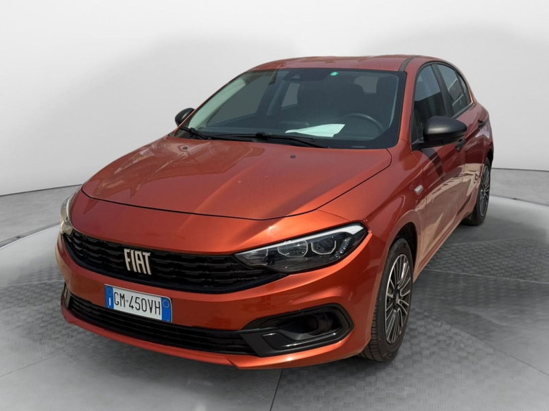Fiat Tipo Tipo 5p 1.0 t3 Cross 100cv del 2023 usata a Atripalda