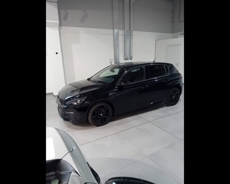 Peugeot 308 BlueHDi 130 S&S EAT6 Business del 2019 usata a Asti