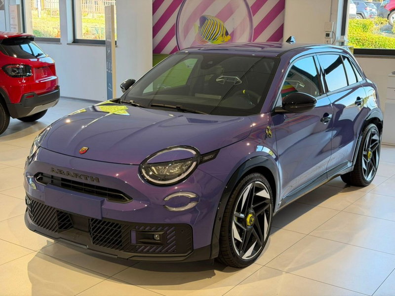 Abarth 600e 54kWh Scorpionissima 280cv nuova a Sinalunga