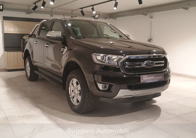 Ford Ranger Pick-up Ranger 2.0 TDCi aut. DC Limited 5 posti del 2020 usata a Catanzaro