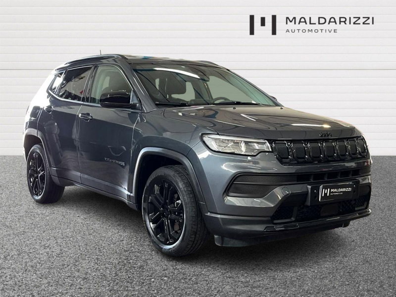 Jeep Compass 1.6 mjt Night Eagle 2wd 130cv del 2023 usata a Bari