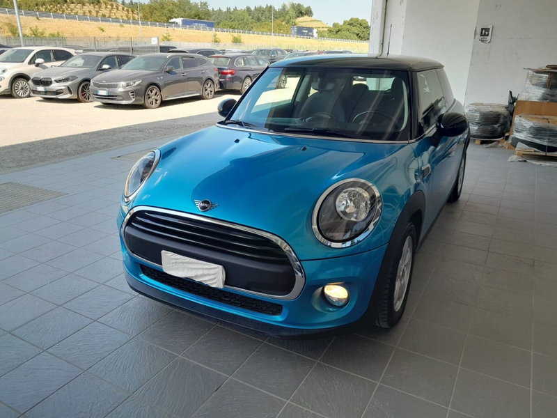 MINI Mini 1.5 One 75 CV del 2018 usata a Asti
